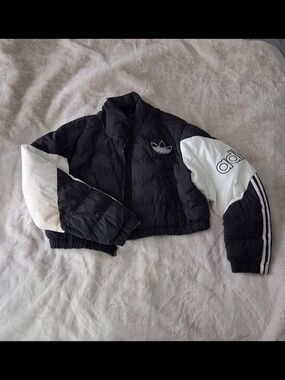 0adidas Crop Puffer Jacket Black on White Trefoil Brand Label